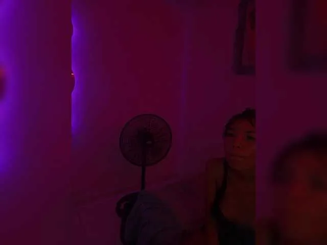 Live sex webcam photo for ROOMEXOTIC11 #291809334