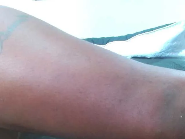 Live sex webcam photo for ROOSGONZALEX #272112710