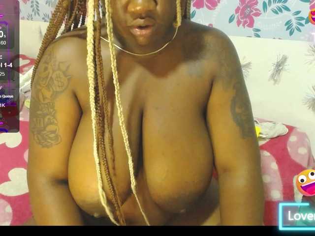 Live sex webcam photo for ROOSGONZALEX #276706519