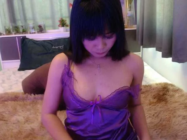 Live sex webcam photo for ROSEESY #272143647