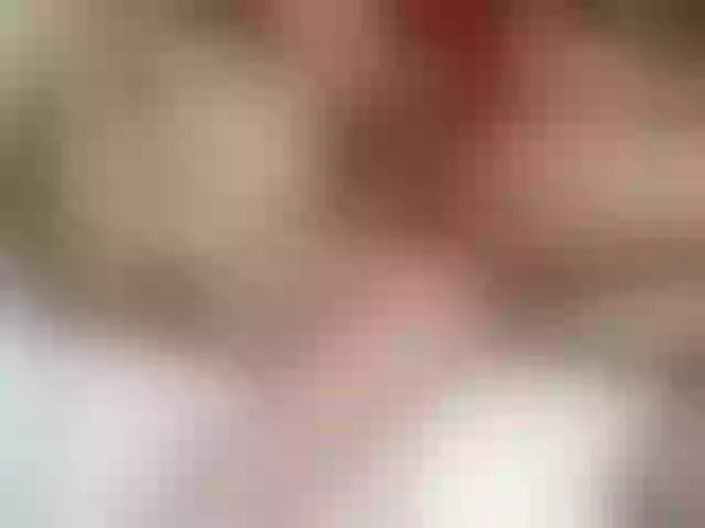 Live sex webcam photo for ROYALQUEENS #272088942