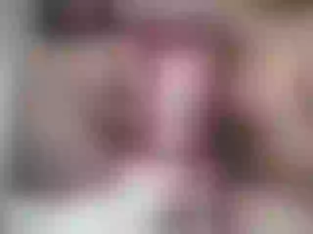Live sex webcam photo for ROYALQUEENS #272127569