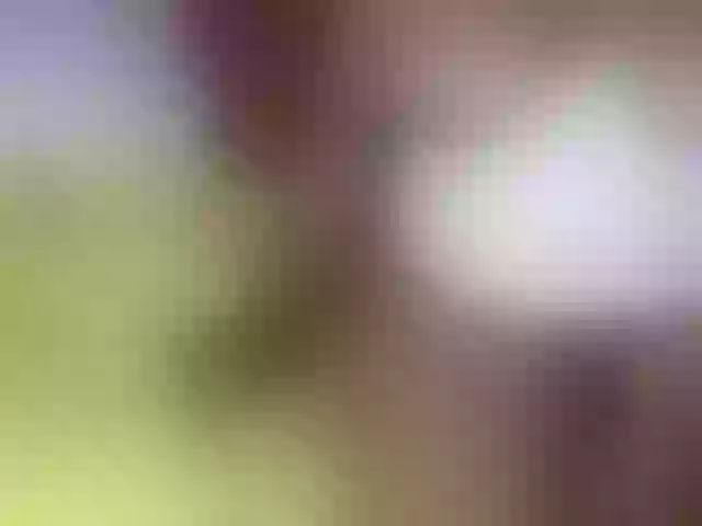 Live sex webcam photo for ROYALQUEENS #272311876