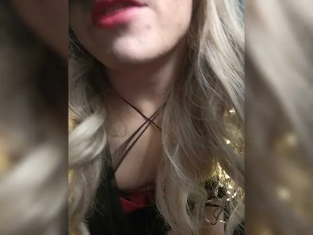 Live sex webcam photo for Raaabbits #277547271