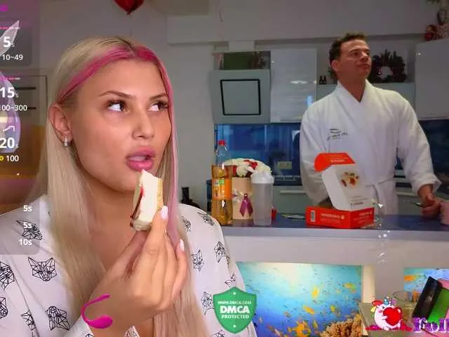 Live sex webcam photo for RabbitsCouple #290528061