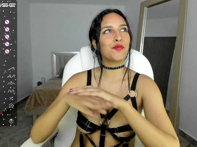 Live sex webcam photo for RacheelPierce #275677340