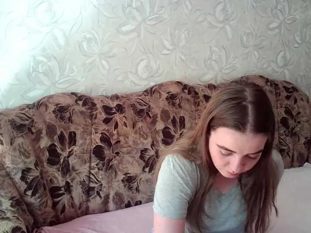 Live sex webcam photo for Rachel-Luky #273580646