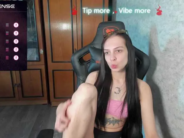 Live sex webcam photo for Rachel-Sharps #278178979