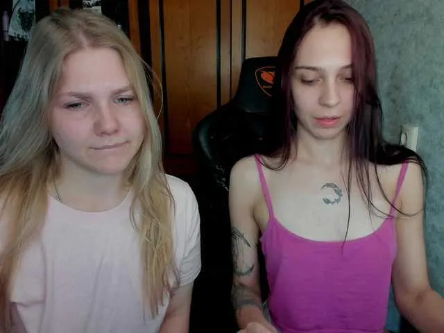 Live sex webcam photo for Rachel-Sharps #291939458