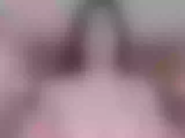 Live sex webcam photo for RachelCooper #291477559