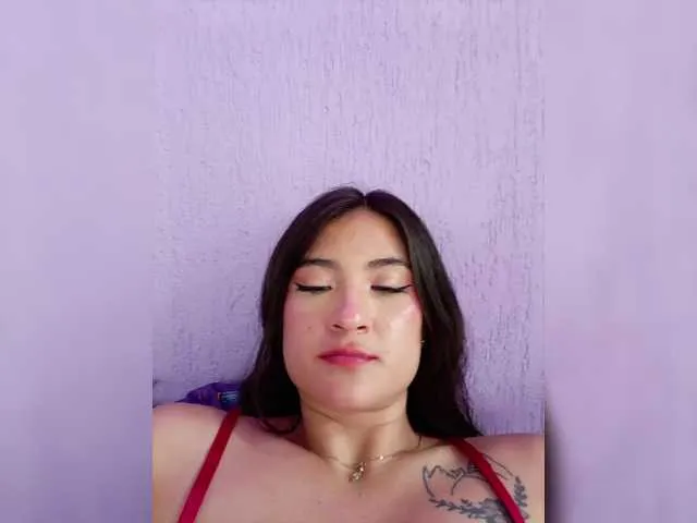 Live sex webcam photo for RachelCooper #291501494