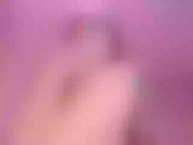 Live sex webcam photo for RachelCooper #292132797