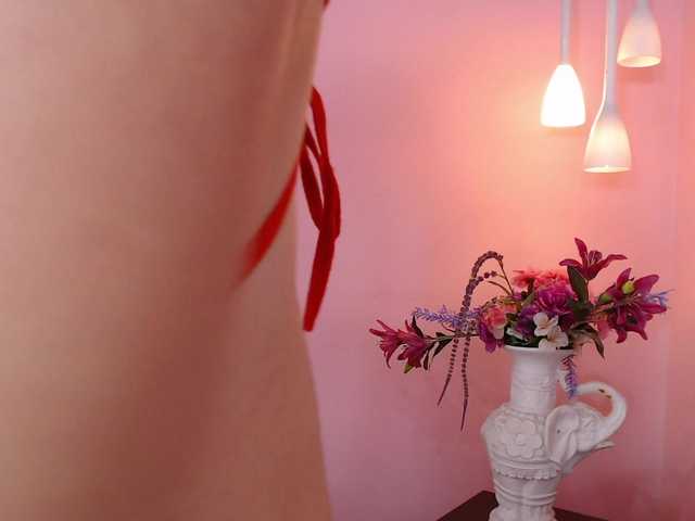 Live sex webcam photo for RachelCupper #276840710