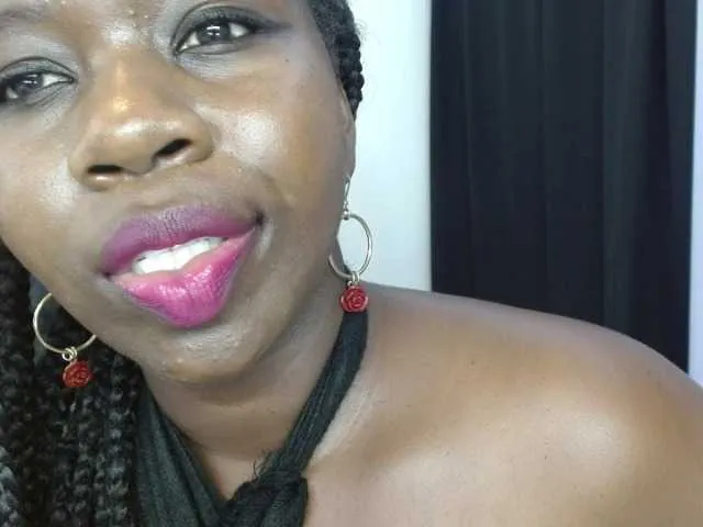 Live sex webcam photo for RachelHall #289042354