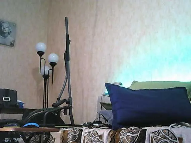 Live sex webcam photo for RachelORose #271860640