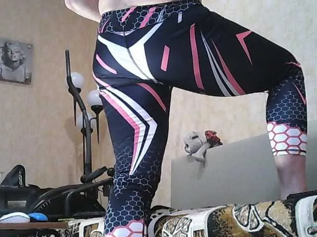 Live sex webcam photo for RachelORose #272671645