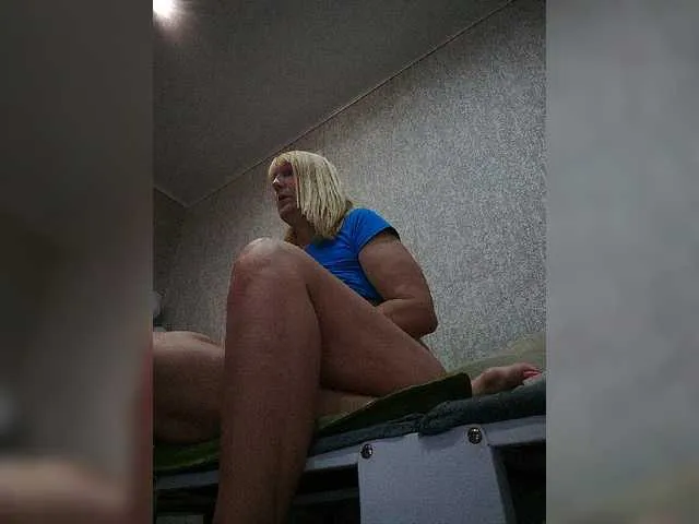 Live sex webcam photo for RachelORose #276461401