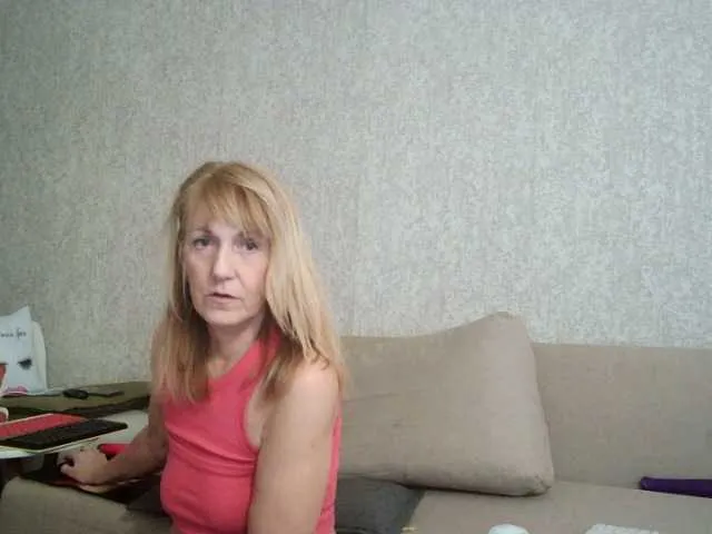 Live sex webcam photo for RachelORose #290619927