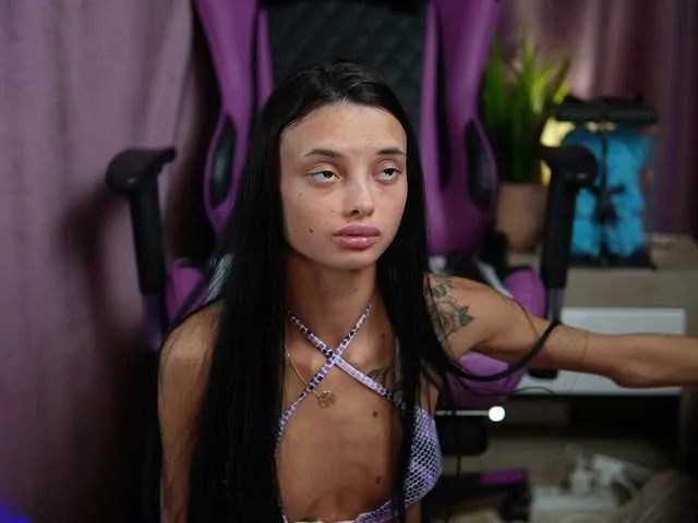 Live sex webcam photo for RachelRave #290879370