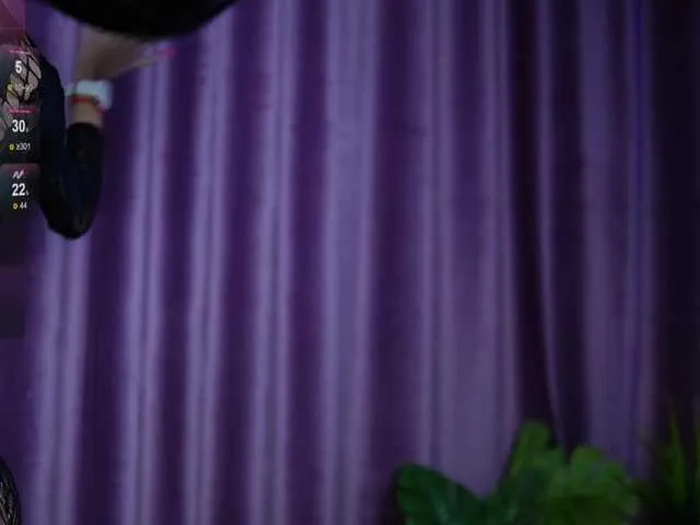 Live sex webcam photo for RachelRave #291400265