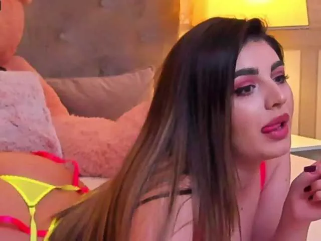 Live sex webcam photo for RachelSwan #272748880