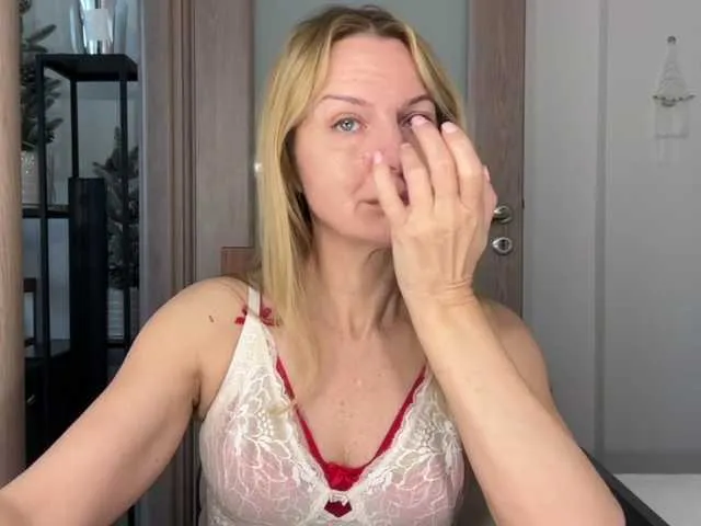 Live sex webcam photo for RachelSweet #290900891