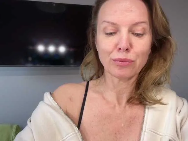 Live sex webcam photo for RachelSweet #291979927