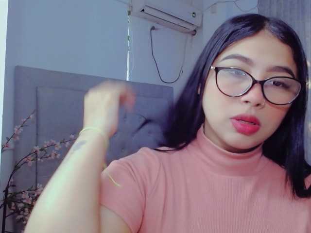 Live sex webcam photo for Rachelcute #272552475