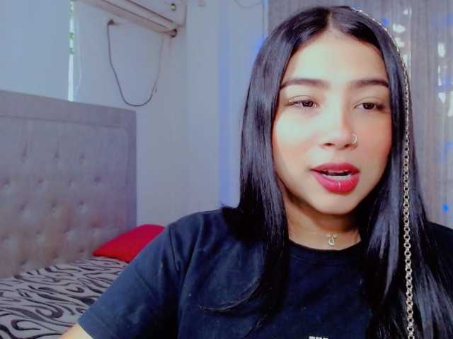 Live sex webcam photo for Rachelcute #272596240