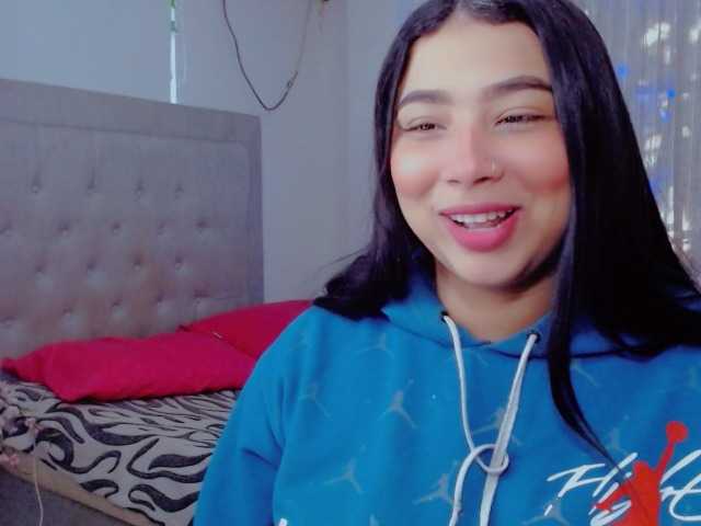 Live sex webcam photo for Rachelcute #272674513