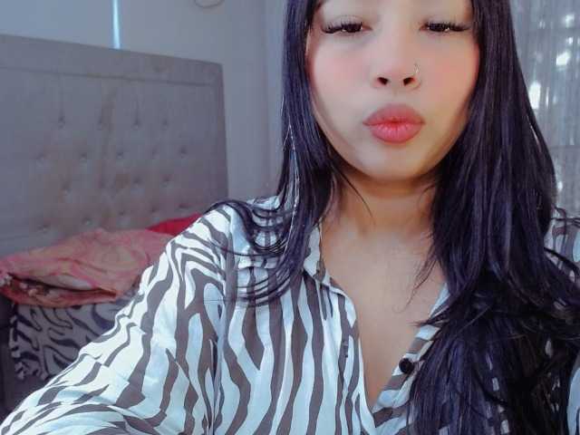 Live sex webcam photo for Rachelcute #275439132