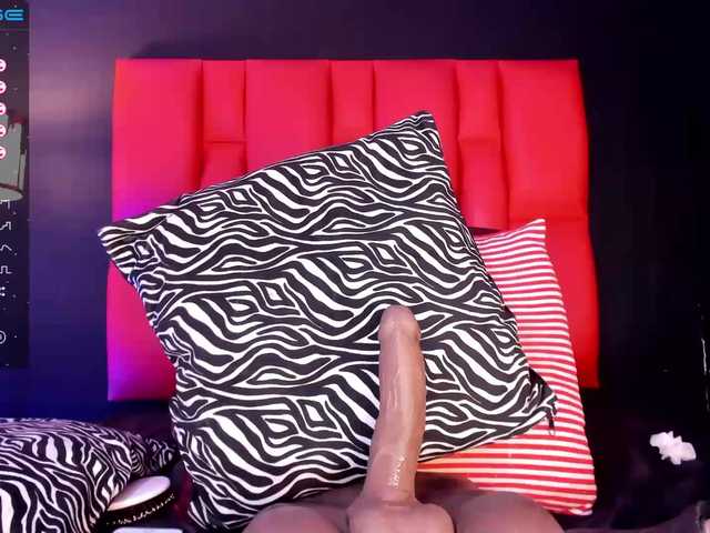 Live sex webcam photo for RachellGrayyy #276031654