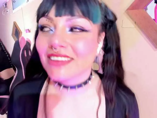 Live sex webcam photo for RachellKors #287971632