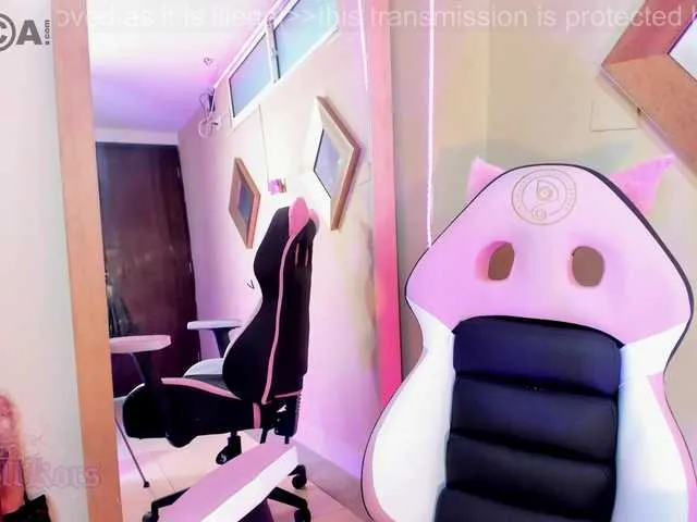 Live sex webcam photo for RachellKors #287971638