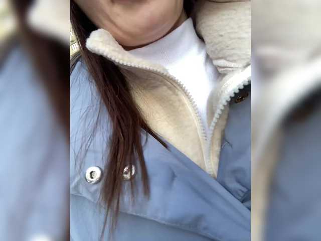 Live sex webcam photo for Rada- #290533627