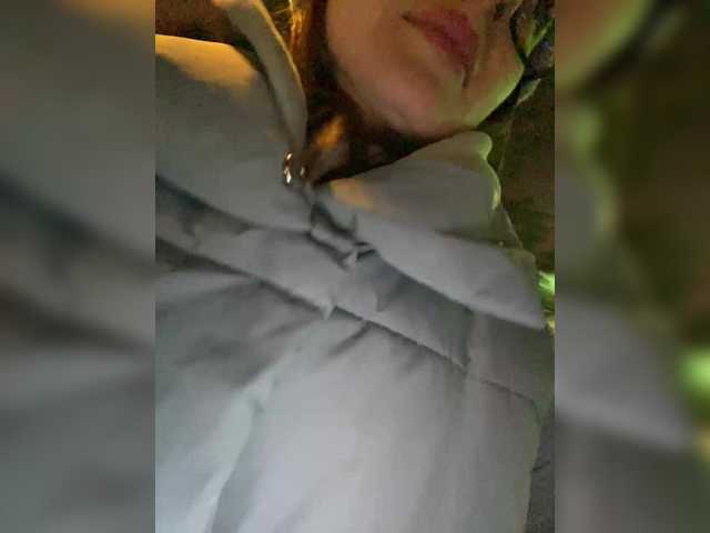 Live sex webcam photo for Rada- #290537225