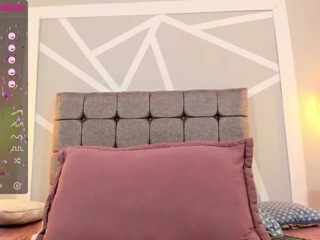 Live sex webcam photo for Radiagazalie #274641962