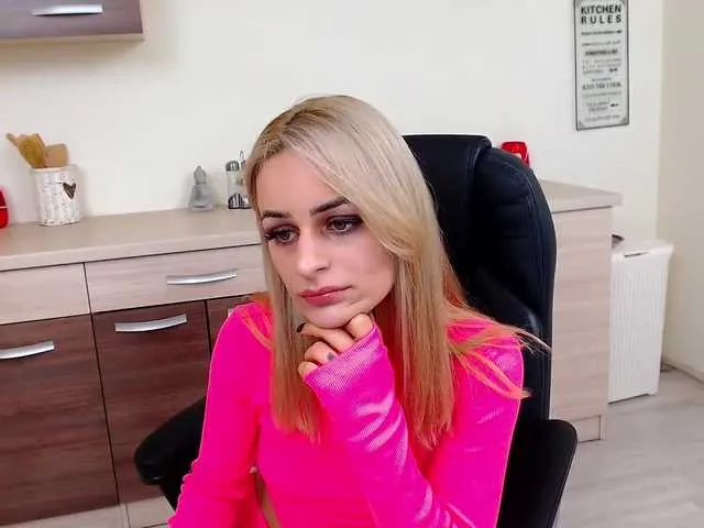 Live sex webcam photo for Rafaela-Moon #277179554