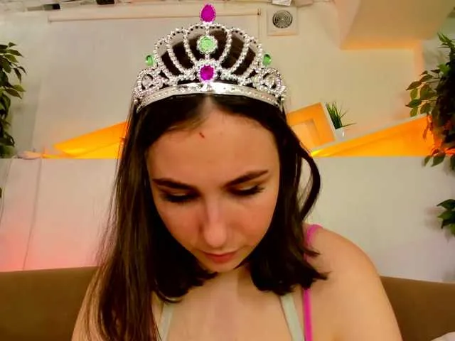 Live sex webcam photo for Rafaella-baby #273532851