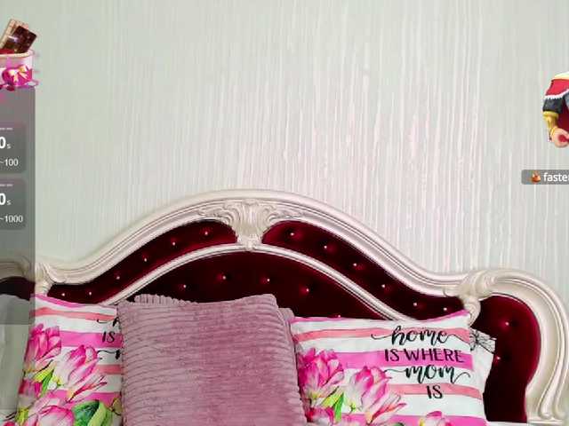 Live sex webcam photo for RagazzaaBella #277352293