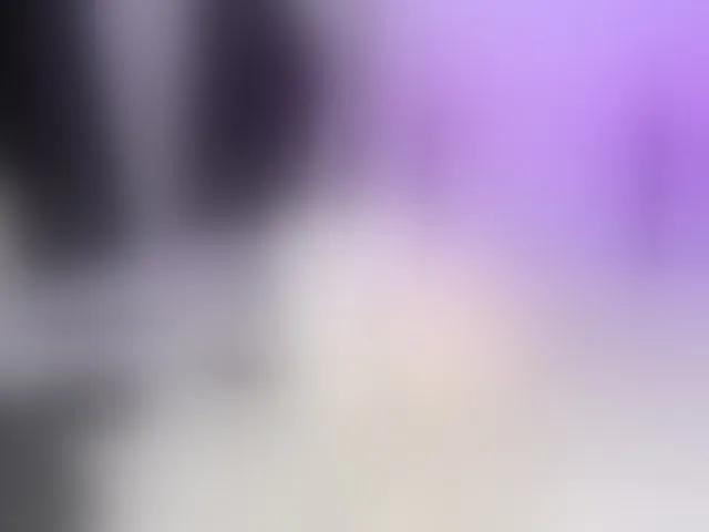 Live sex webcam photo for RaileMillers #293074172