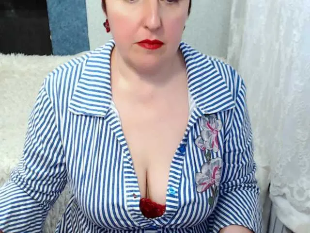 Live sex webcam photo for RainbowLady #290887650