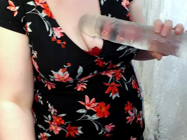 Live sex webcam photo for RainbowLady #290935731