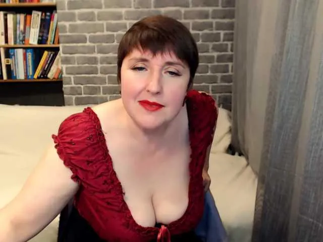 Live sex webcam photo for RainbowLady #290991544