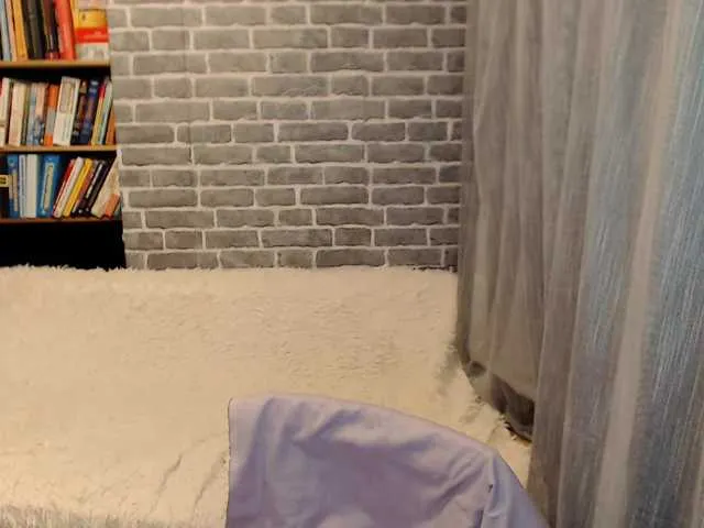 Live sex webcam photo for RainbowLady #291246134