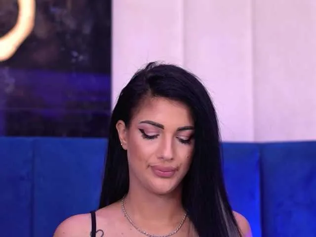 Live sex webcam photo for RaisaKali #278167148