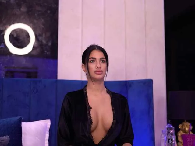 Live sex webcam photo for RaisaKali #278177954