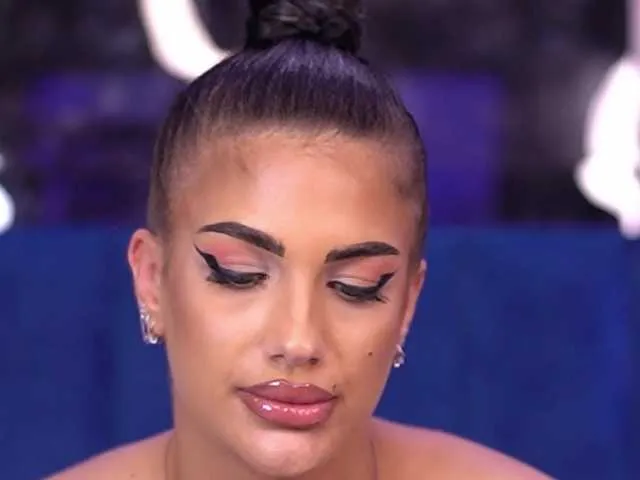 Live sex webcam photo for RaisaKali #283775313