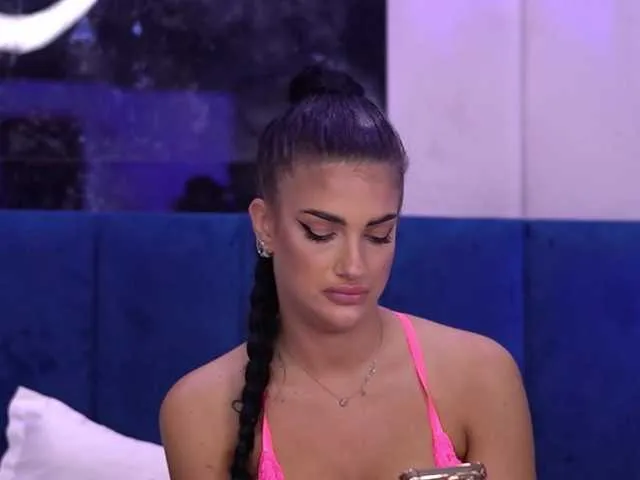 Live sex webcam photo for RaisaKali #288265854