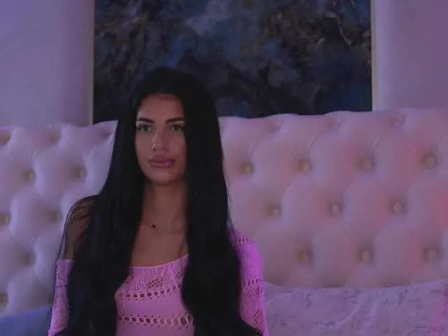 Live sex webcam photo for RaisaKali #291380040